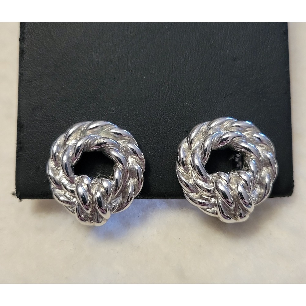 Vintage MONET Signed Twisted‎ Rope Wreath Silver Tone Clip On Earrings .75"